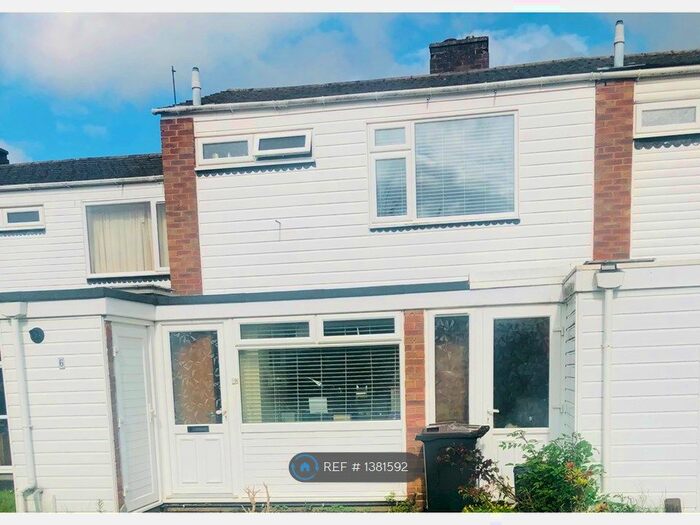 3 Bedroom Terraced House To Rent In Mapleton Close, Bromley, BR2