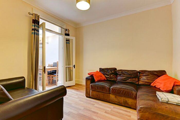 6 Bedroom Semi-Detached House To Rent In Stanley Road, Brighton, BN1