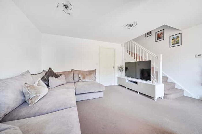 2 Bedroom Semi-detached House For Sale In Langwood Drive, Horley, Surrey, RH6