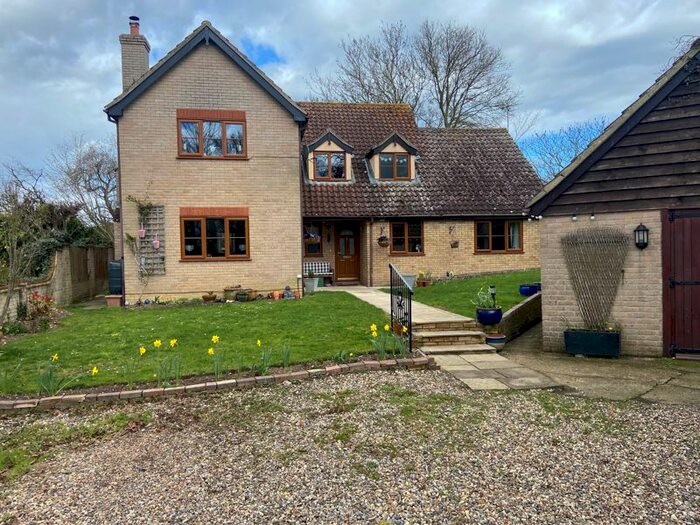 4 Bedroom Detached House For Sale In Ashfield Road, Norton, Bury St. Edmunds, IP31