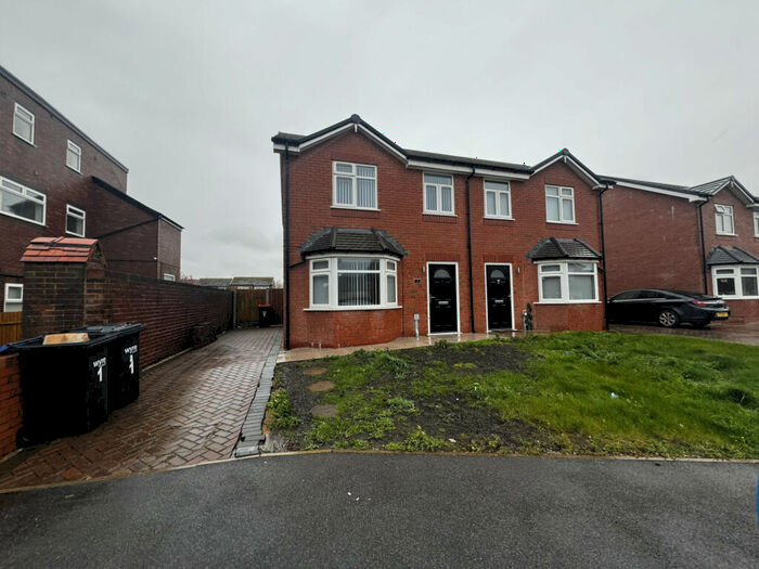 3 Bedroom Semi-Detached House To Rent In Greenway, Fleetwood, Lancashire, FY7
