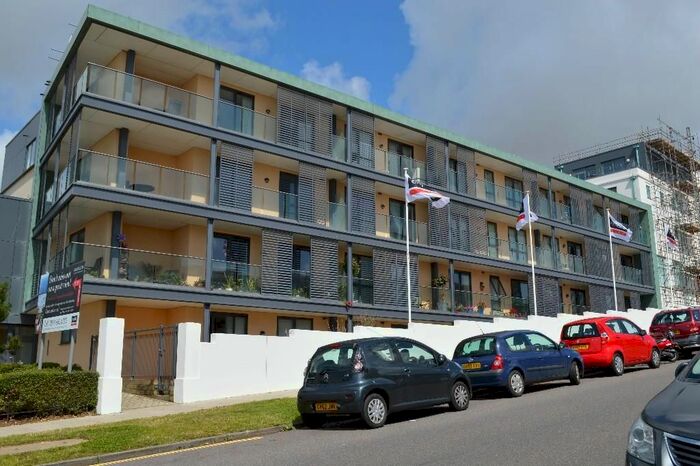 1 Bedroom Flat To Rent In Suez Way, Saltdean, Brighton, BN2