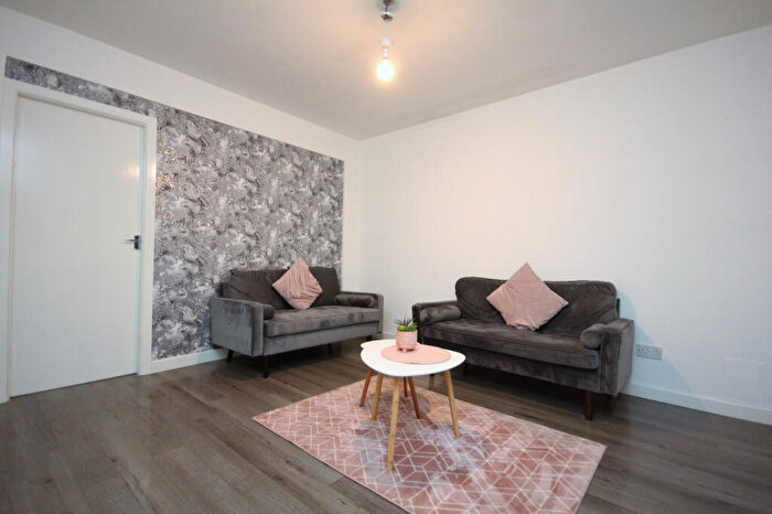 2 Bedroom Flat To Rent In Christ Church Street, Preston, PR1