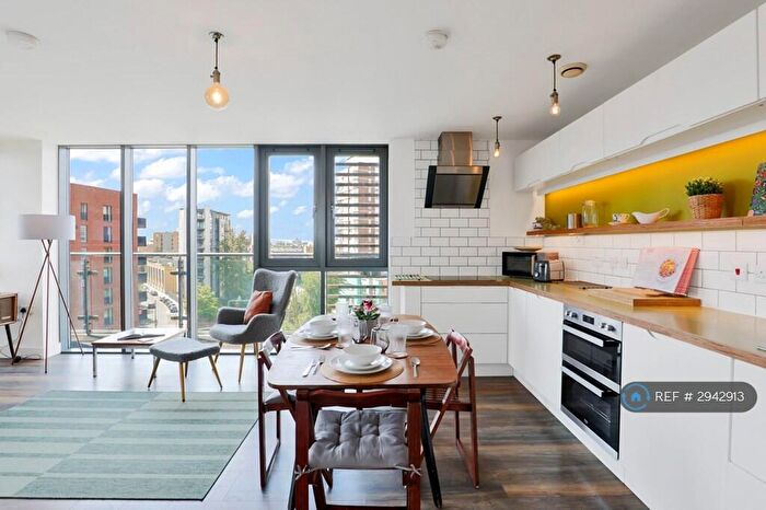 2 Bedroom Flat To Rent In Parnham St, London, E14