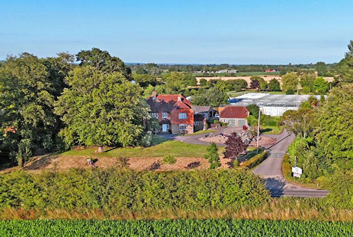 5 Bedroom Detached House For Sale In Cedar House, Chichester Nr Marinas, PO20