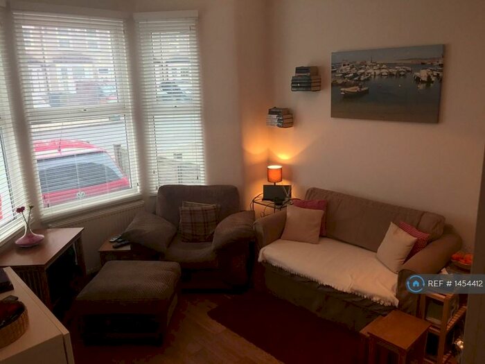 1 Bedroom Flat To Rent In Kangley Bridge Road, London, SE26