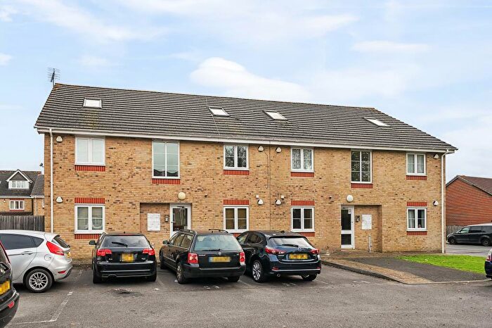 1 Bedroom Apartment To Rent In Slough, Berkshire, SL1