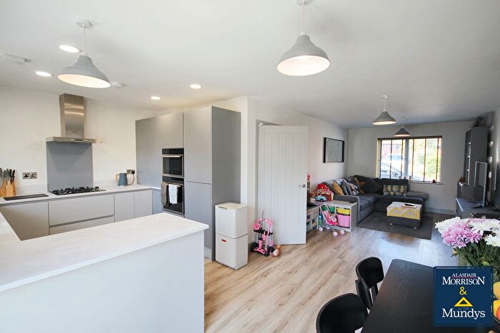 3 Bedroom Semi-Detached House For Sale In Woodland Walk, Collingham, Newark, NG23