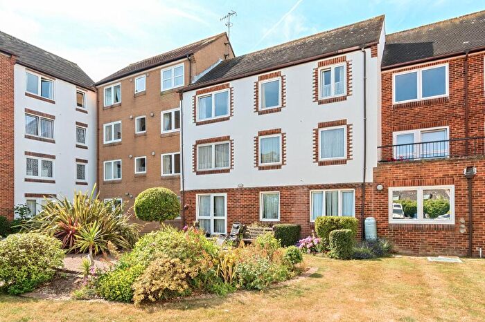 2 Bedroom Flat For Sale In Campbell Road, Claremont Court Campbell Road, PO21