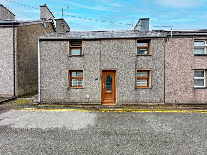 4 Bedroom Semi Detached House For Sale In Carneddi Road, Carneddi, Bethesda, Bangor, LL57
