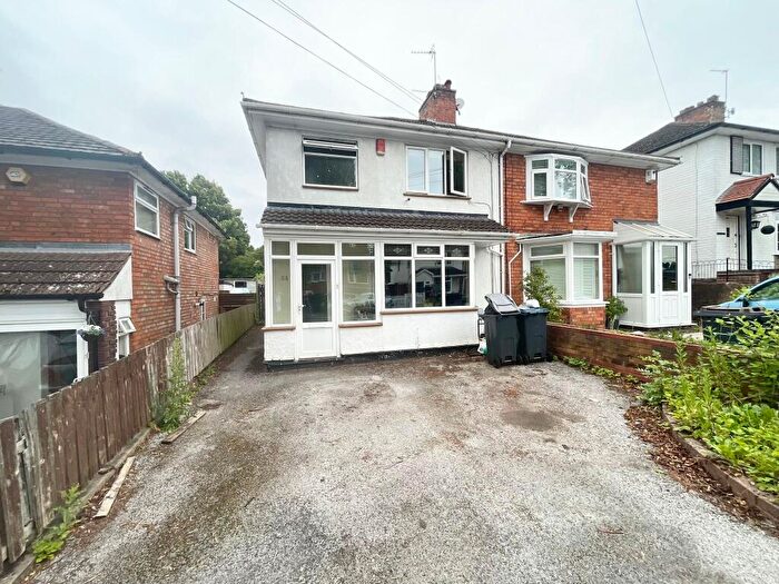 3 Bedroom House To Rent In Lyndworth Road, Birmingham, B30