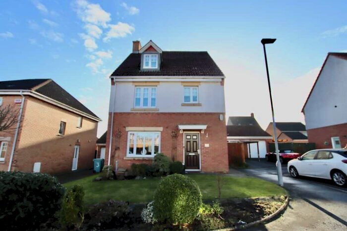 4 Bedroom Detached Villa For Sale In Cannock Grove, Glenboig, ML5