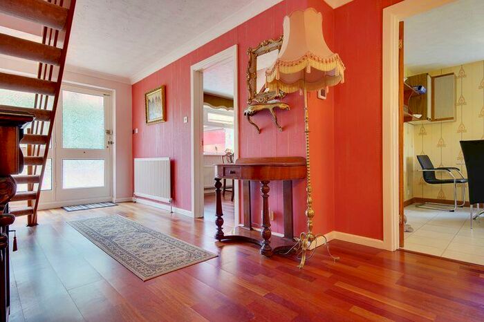 4 Bedroom Detached House For Sale In Montacute Way, Merley, Wimborne, BH21