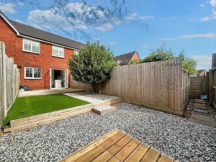 2 Bedroom Terraced House To Rent In Tenby Close, Newport, NP10