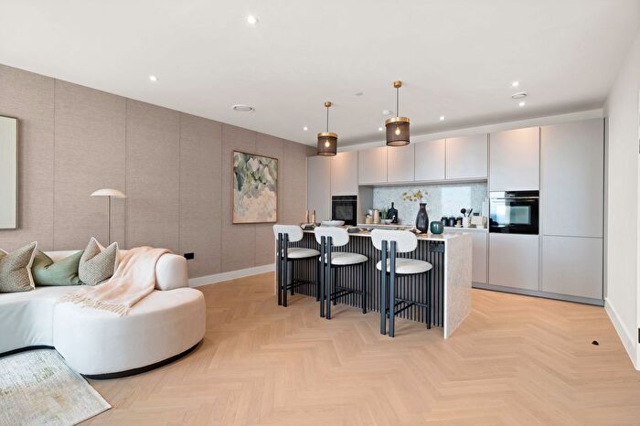 3 Bedroom Flat For Sale In The Houldsworth Penthouse, Bankside Boulevard, Colliers Yard, Manchester, M3