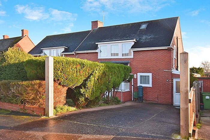 3 Bedroom Semi Detached House For Sale In Newport Road, Countess Wear, Exeter, EX2