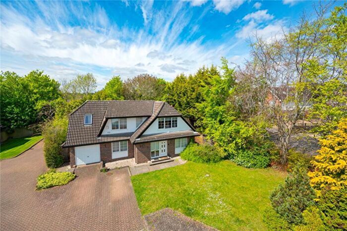 5 Bedroom Detached House For Sale In Aspen Close, Bricket Wood, St. Albans, Hertfordshire, AL2