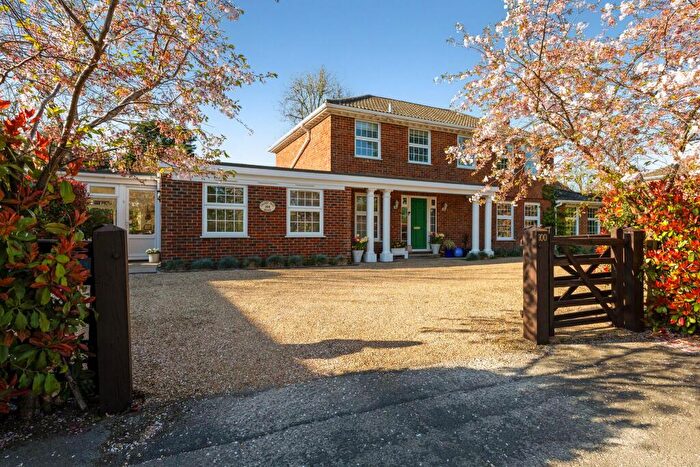 5 Bedroom Detached House For Sale In Holybourne, Alton, GU34