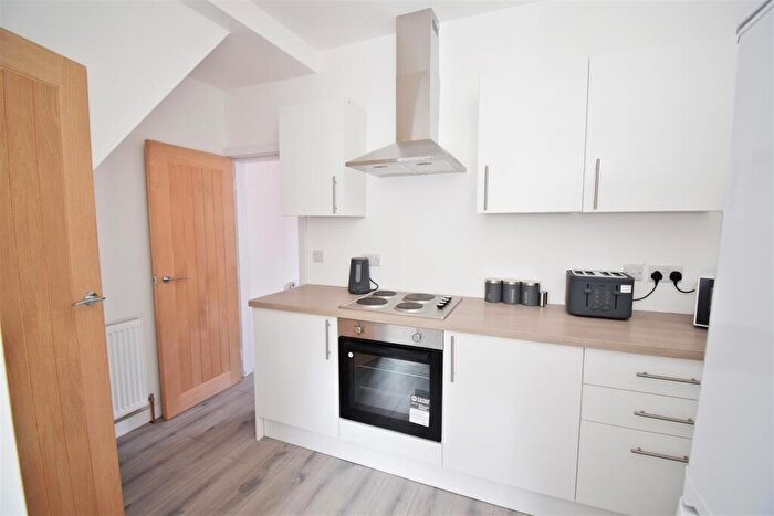 3 Bedroom Terraced House To Rent In Ruth Square, Sheffield, S10