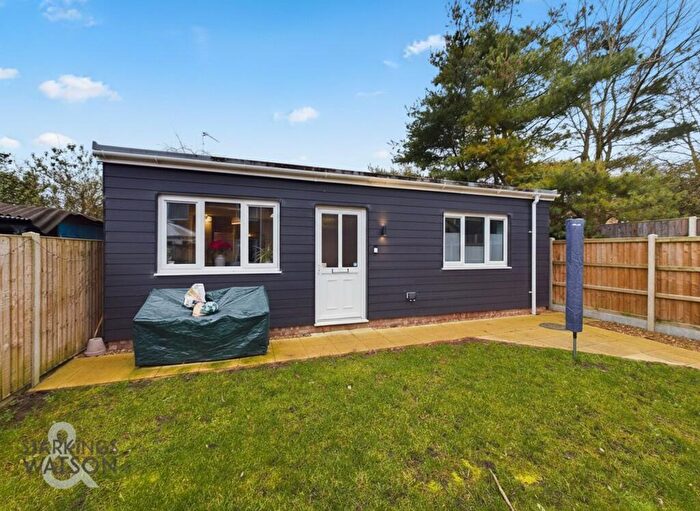 1 Bedroom Detached Bungalow To Rent In Ranworth Road, Norwich, NR5