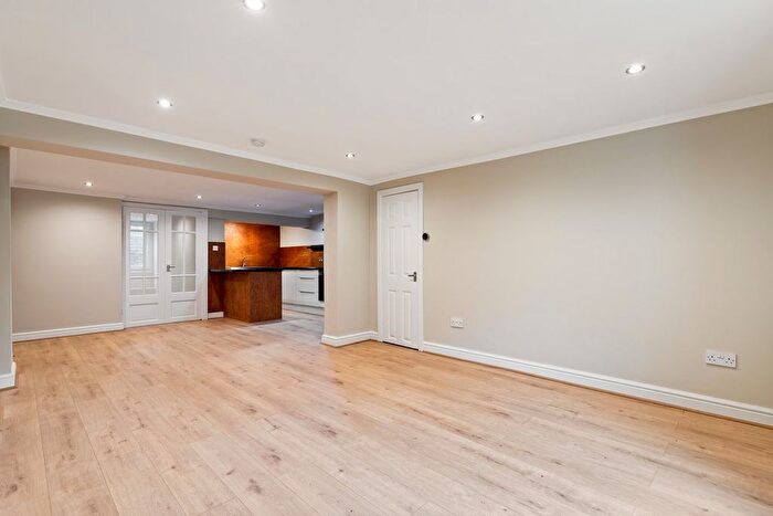 1 Bedroom Flat For Sale In Saxon Street, Dover, Dover, CT17