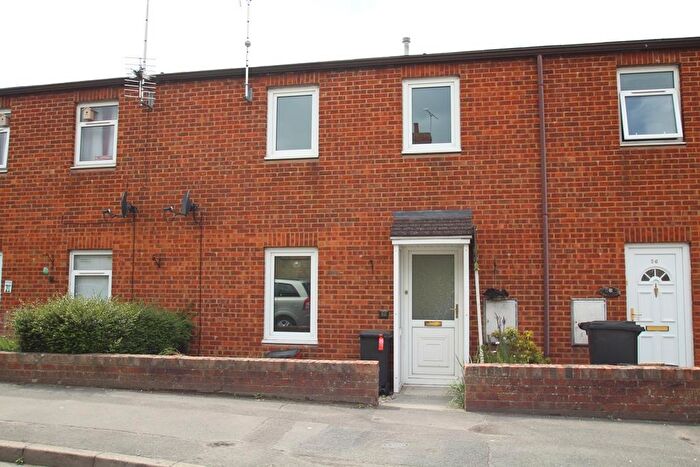 2 Bedroom Terraced House To Rent In Hinton Street, Gorse Hill, Swindon, SN2