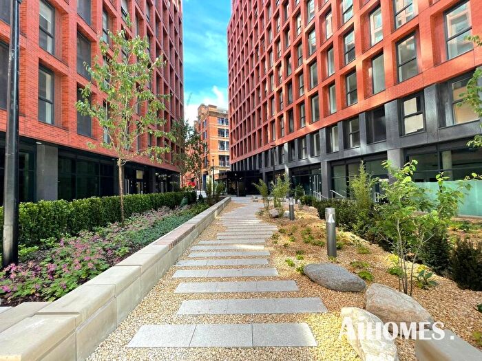 2 Bedroom Apartment To Rent In Linter Building Manchester New Square, Whitworth Street, Manchester, M1