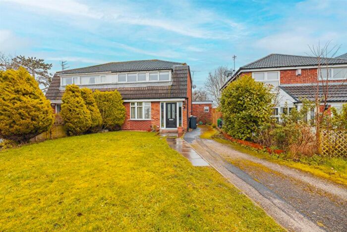 4 Bedroom Semi Detached House For Sale In Sandon Crescent, Neston, Cheshire, CH64