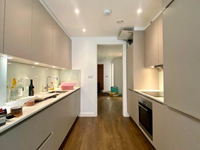 2 Bedroom Flat To Rent In Britton Street, Clerkenwell, London, EC1M