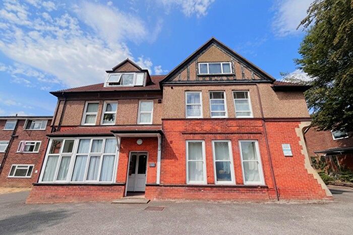 1 Bedroom Flat To Rent In Clandon Road, Guildford, GU1