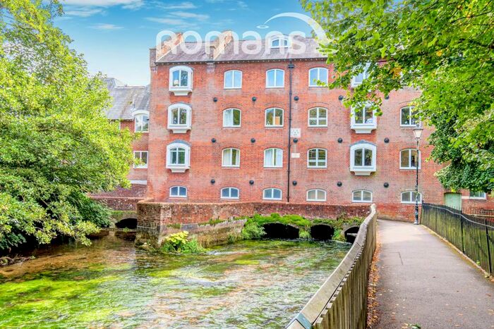 2 Bedroom Apartment To Rent In Wharf Hill, Winchester, SO23