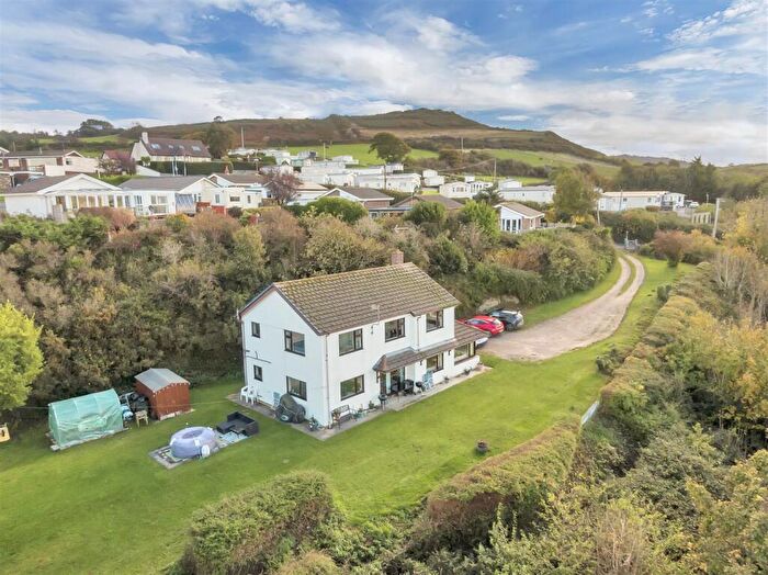 3 Bedroom House For Sale In Old Highway, Colwyn Bay, LL28