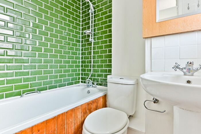 1 Bedroom Flat To Rent In Drummond Street, London, SE16