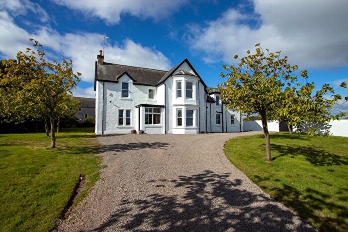 8 Bedroom Farm House For Sale In Ferryden, Montrose, DD10