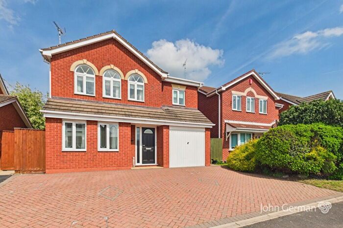 4 Bedroom Detached House For Sale In Kynnersley Croft, Uttoxeter, ST14