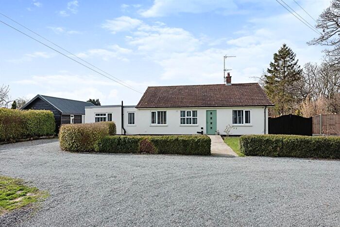 3 Bedroom Detached Bungalow For Sale In Rectory Road, Brome, Eye, IP23