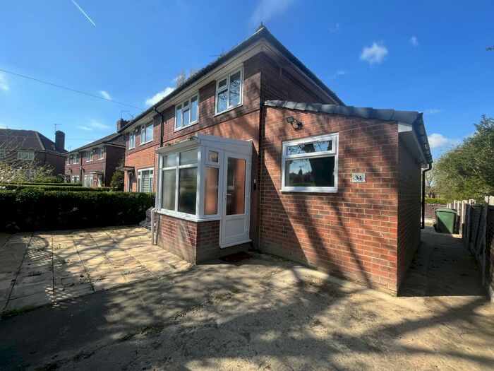 4 Bedroom House To Rent In Foundry Mill Walk, Leeds, LS14