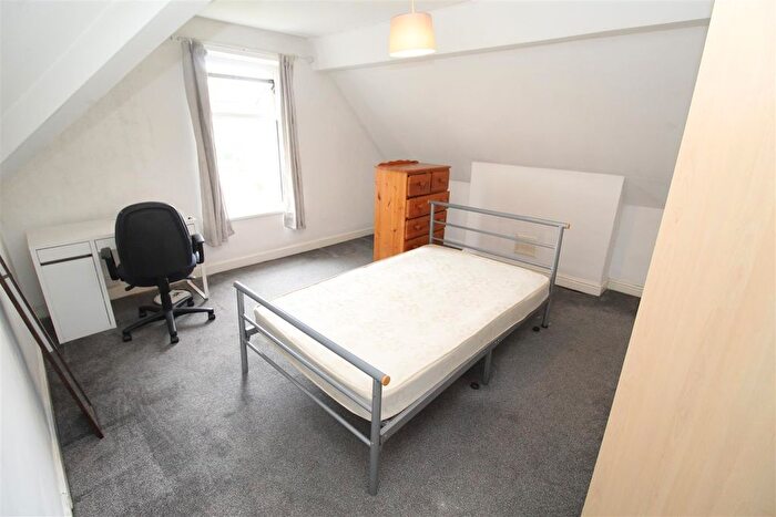 4 Bedroom Flat To Rent In Gordon Road, Roath, Cardiff, CF24