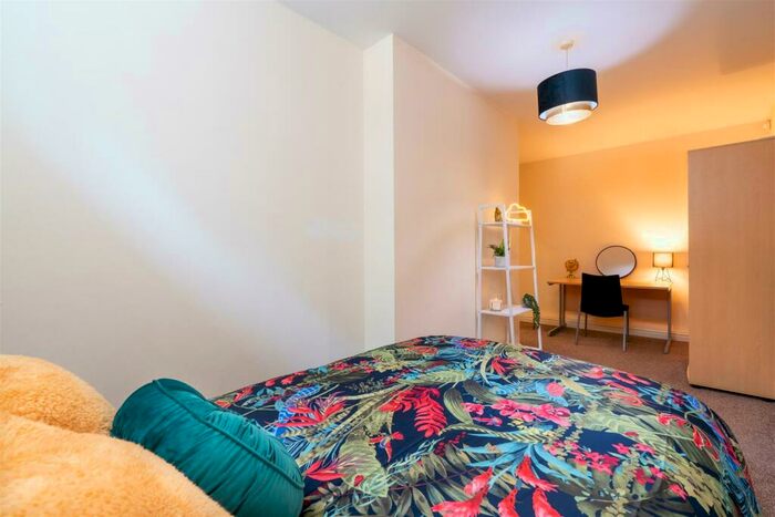 5 Bedroom Flat To Rent In A Gell Street, Sheffield, S3