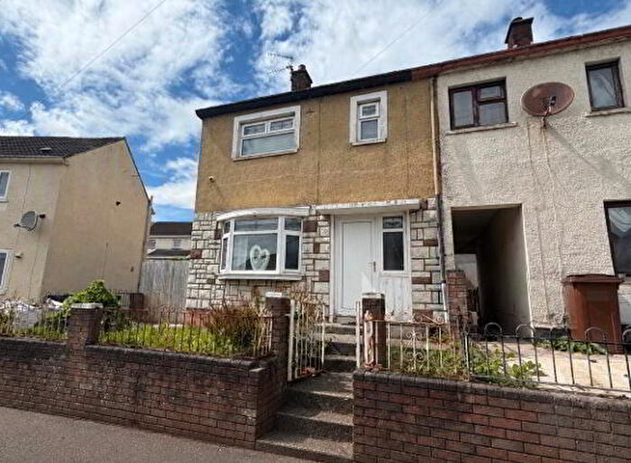2 Bedroom End Of Terrace House For Sale In Benview Drive, Belfast, BT14