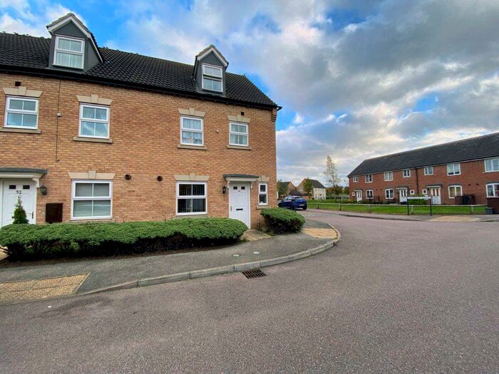 4 Bedroom Property To Rent In Jackdaw Road, NN18