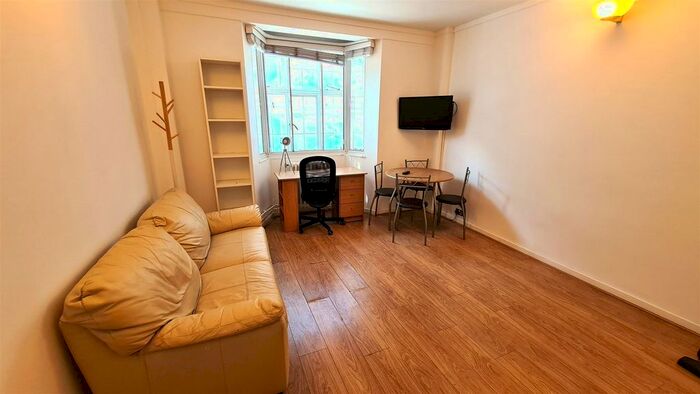 1 Bedroom Studio To Rent In Russell Court, London, WC1H