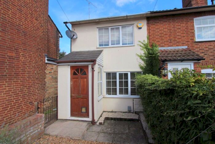 2 Bedroom House To Rent In Soulbury Road, Linslade, LU7