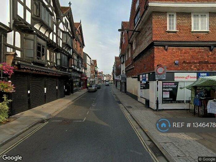 1 Bedroom Flat To Rent In Minster Street, Salisbury, SP1