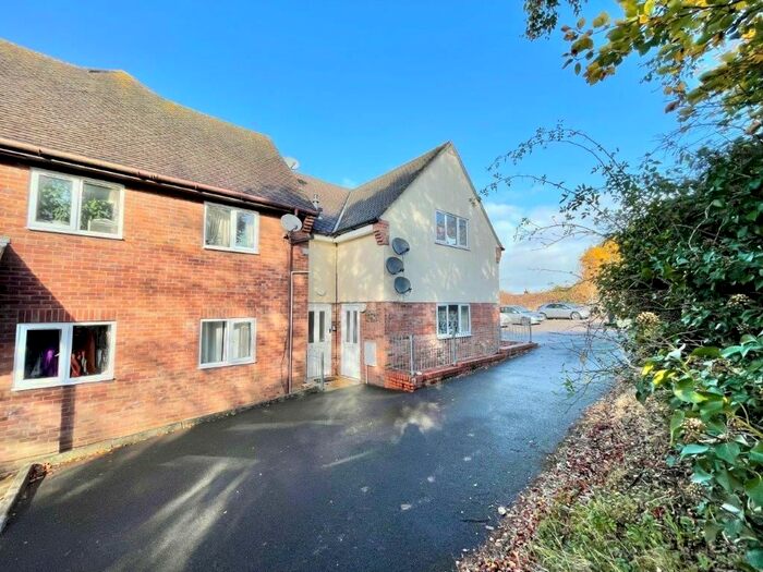 2 Bedroom Flat To Rent In Quarry House, Charlton Road, Brentry, BS10