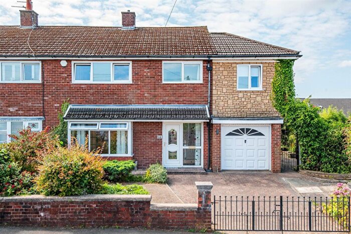 4 Bedroom Semi Detached House For Sale In Southdowns Road, Chorley, PR7