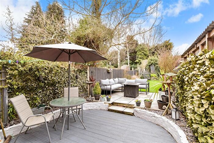 3 Bedroom Terraced House For Sale In Button Street, Swanley, Kent, BR8