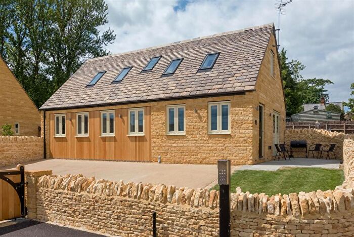 2 Bedroom Detached House For Sale In Pages Piece, Ebrington, GL55