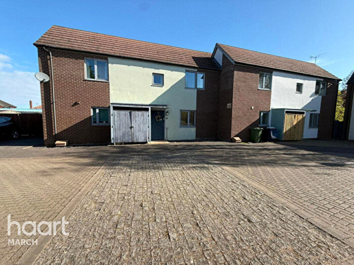 2 Bedroom Semi Detached House For Sale In Southwell Close, March, PE15
