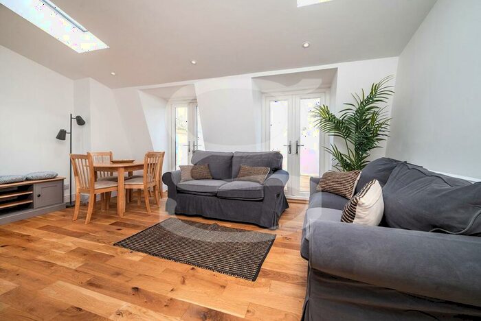 2 Bedroom Apartment To Rent In Boundary Road, St Johns Wood, NW8